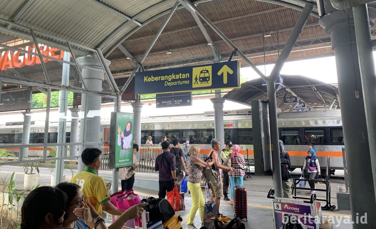 Angkutan Nataru 2024 Daop 8 Surabaya Disediakan 455.382 Tiket