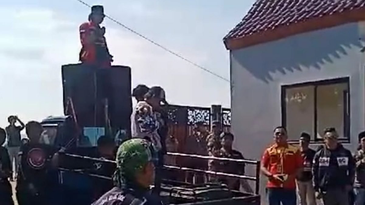 Bamuswari Bersama Ormas LSM Cicalengka Geruduk Perumahan Menantu Resort Penyebab Banjir Lumpur di Kp. Candi