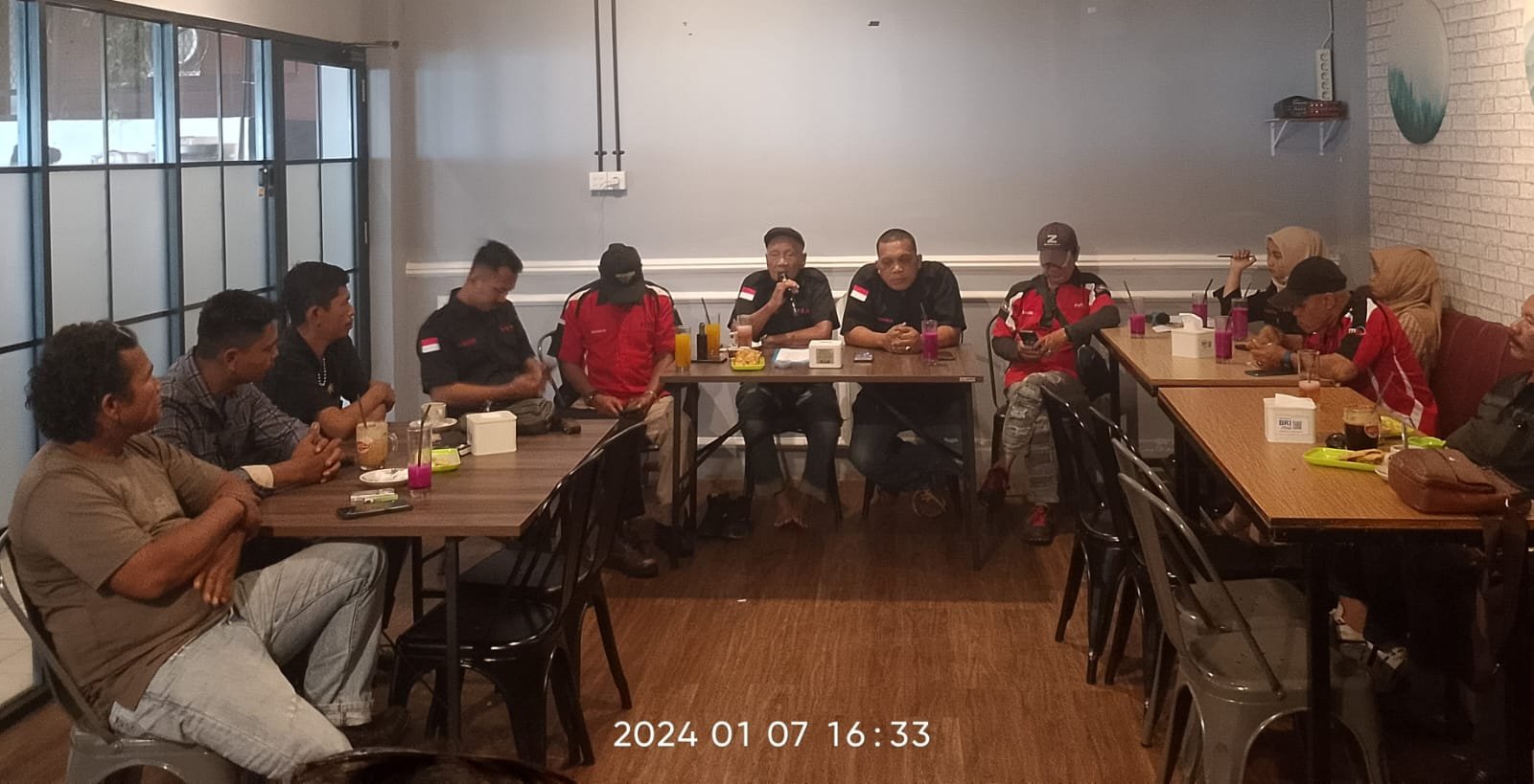 JMG Gelar Rapat Tahunan dan Evaluasi, Ismail Novendra Non Aktif di Jajaran Redaksi Jejak Media Group