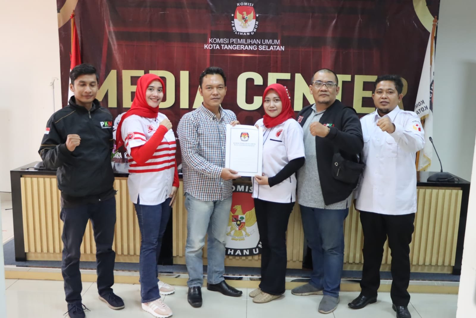 PKN Kota Tangsel Lengkapi Laporan Awal Dana Kampanye Ke KPU Tangsel