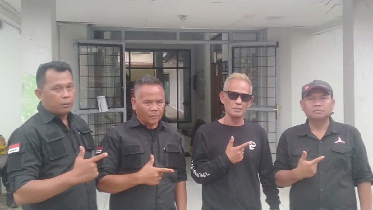 Pantau Rapat Pleno PPK Cicalengka, Yayat Sudayat: Pemilu 2024 di Kabupaten Bandung Berjalan Aman dan Kondusif 