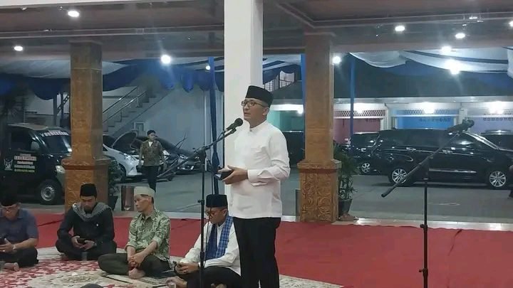 Jalin Silaturahmi, Hendri Septa Tekankan Penguatan Pendidikan Karakter dan Keagamaan