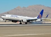 Dikira Bom, Pesawat United Airlines Mengalami Ledakan Mesin di Udara