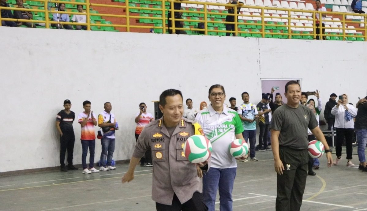 Sambut Hari Bhayangkara ke-78, Turnamen Bola Voli Kapolresta Bandung Cup 2024 Resmi Dibuka