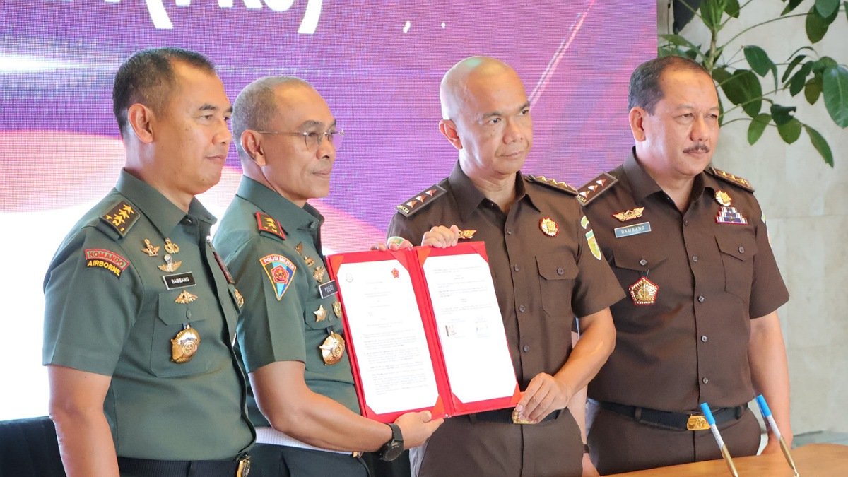 Jamintel Kejagung dan Danpuspom TNI Teken Perjanjian Kerjasama Penegakan Hukum
